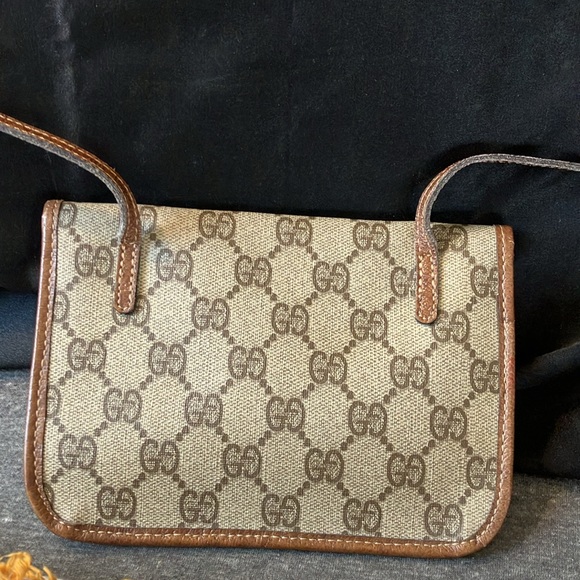 Gucci crossbody pouch - Picture 4 of 6
